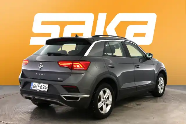 Harmaa Maastoauto, Volkswagen T-Roc – GMY-694