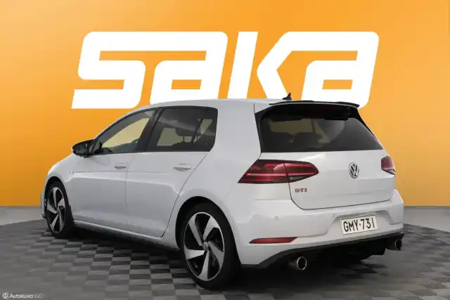 Valkoinen Viistoperä, Volkswagen Golf – GMY-731