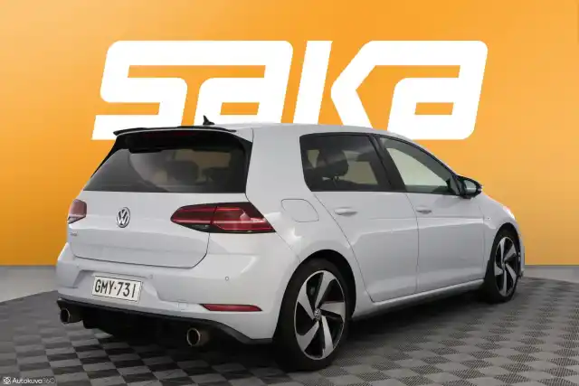 Valkoinen Viistoperä, Volkswagen Golf – GMY-731