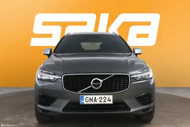 Harmaa Maastoauto, Volvo XC60 – GNA-224