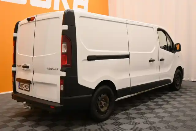 Valkoinen Pakettiauto, Renault Trafic – GNC-999