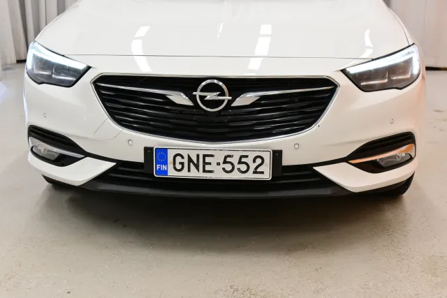 Musta Farmari, Opel Insignia – GNE-552