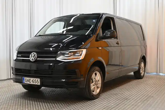 Musta Pakettiauto, Volkswagen Transporter – GNE-655
