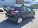 Musta Viistoperä, Kia Rio – GNF-199, kuva 4