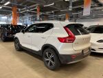 Valkoinen Maastoauto, Volvo XC40 – GNG-692, kuva 2