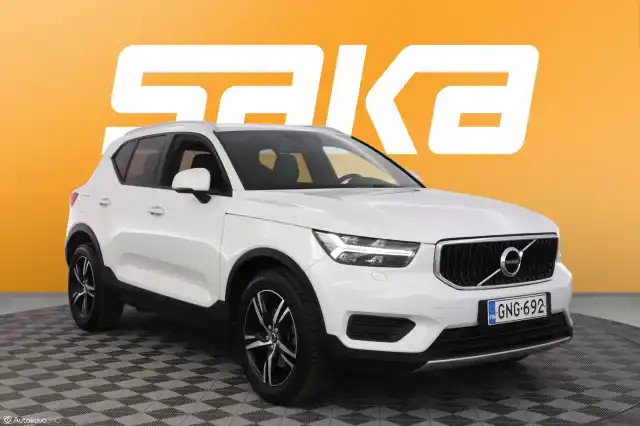 Valkoinen Maastoauto, Volvo XC40 – GNG-692