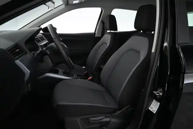 Musta Viistoperä, Seat Arona – GNI-203