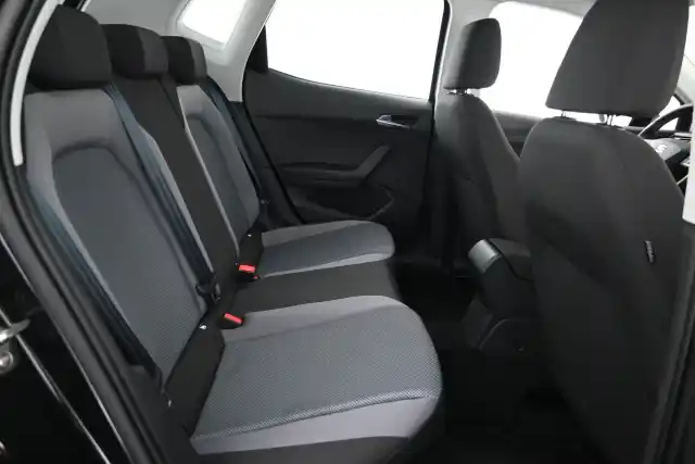 Musta Viistoperä, Seat Arona – GNI-203