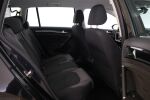 Musta Farmari, Volkswagen Golf – GNI-635, kuva 13