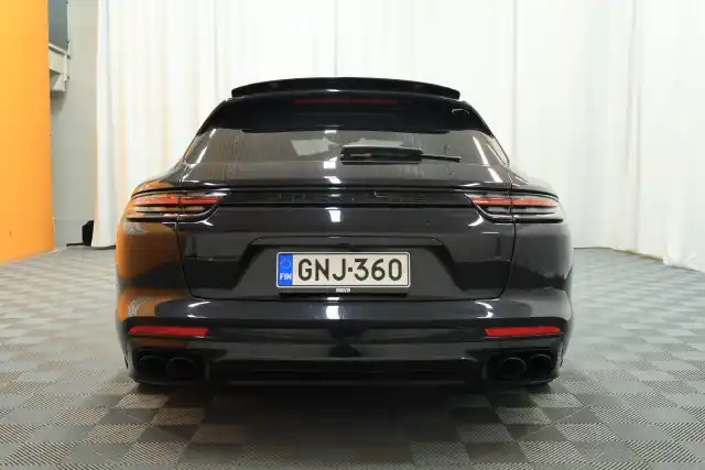 Musta Farmari, Porsche Panamera – GNJ-360