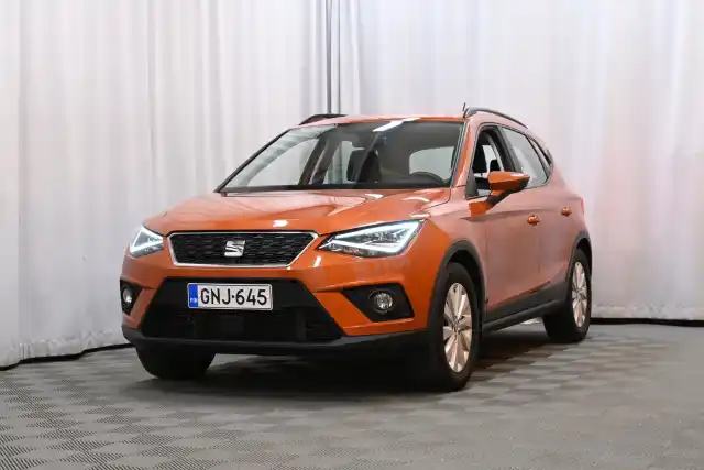 Oranssi Viistoperä, Seat Arona – GNJ-645