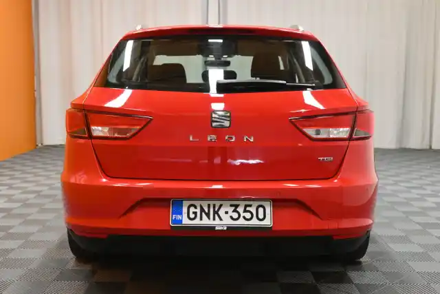 Punainen Farmari, Seat Leon – GNK-350