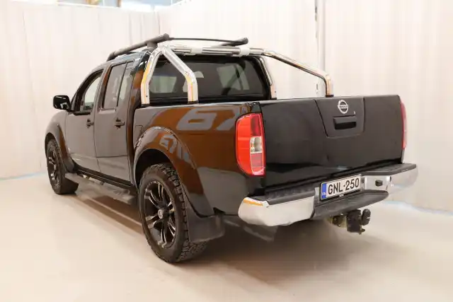 Musta Avolava, Nissan Navara – GNL-250