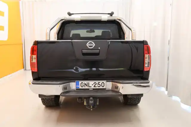 Musta Avolava, Nissan Navara – GNL-250