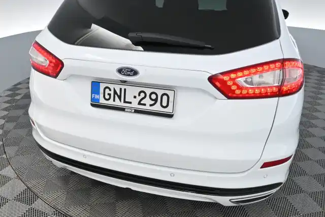 Valkoinen Farmari, Ford Mondeo – GNL-290