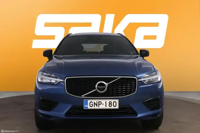 Sininen Maastoauto, Volvo XC60 – GNP-180