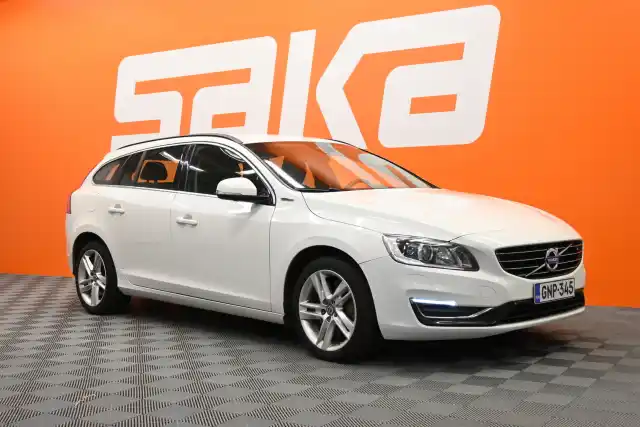 Valkoinen Farmari, Volvo V60 – GNP-345