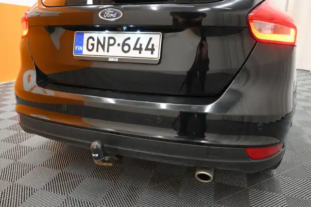 Musta Viistoperä, Ford Focus – GNP-644