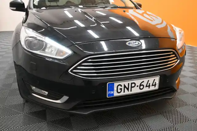 Musta Viistoperä, Ford Focus – GNP-644