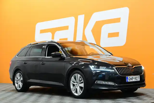 Musta Farmari, Skoda Superb – GNP-927