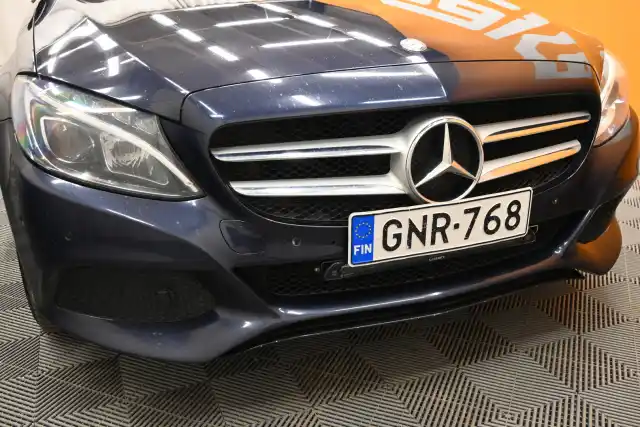 Sininen Farmari, Mercedes-Benz C – GNR-768