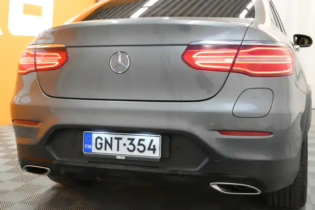 Harmaa Coupe, Mercedes-Benz GLC – GNT-354