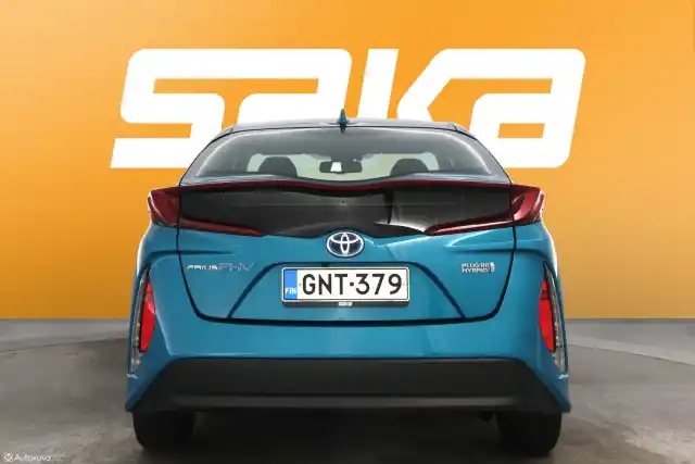 Sininen Viistoperä, Toyota Prius Phev – GNT-379