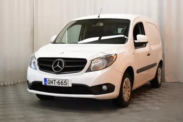 Valkoinen Pakettiauto, Mercedes-Benz Citan – GNT-665