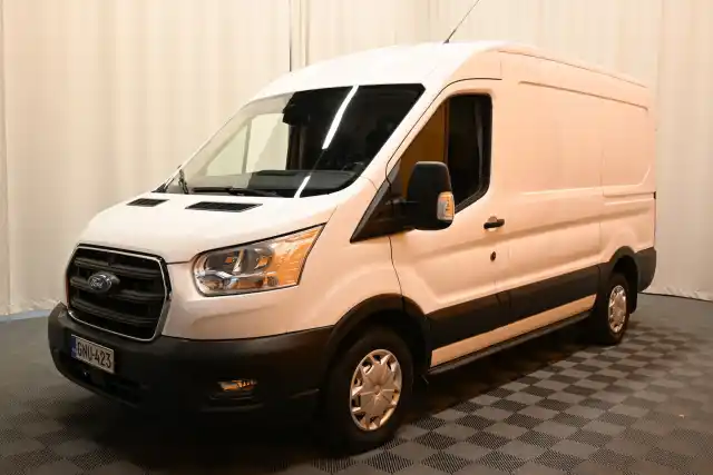 Valkoinen Pakettiauto, Ford Transit – GNU-423