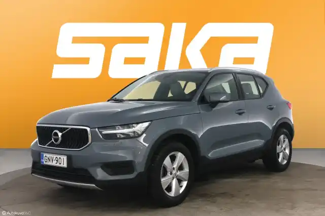 Harmaa Maastoauto, Volvo XC40 – GNV-901