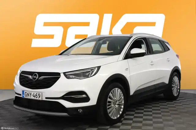 Valkoinen Maastoauto, Opel Grandland X – GNY-469