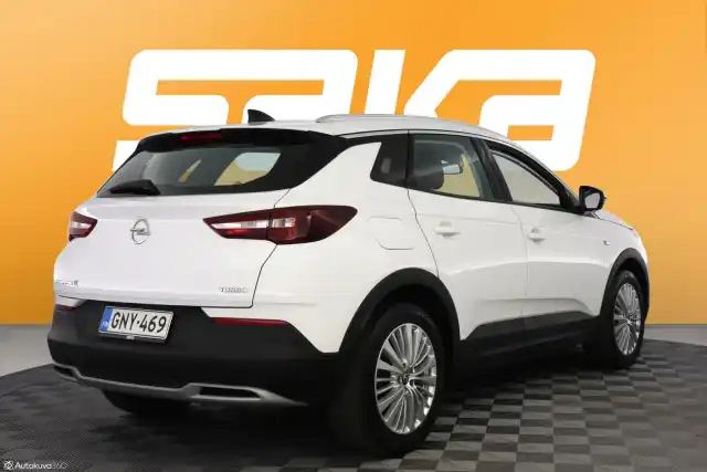 Valkoinen Maastoauto, Opel Grandland X – GNY-469