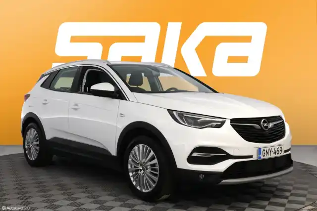 Valkoinen Maastoauto, Opel Grandland X – GNY-469