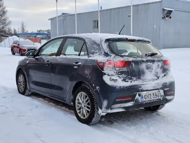 Sininen Viistoperä, Kia Rio – GNZ-386