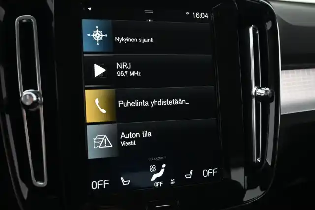 Valkoinen Maastoauto, Volvo XC40 – GOB-197