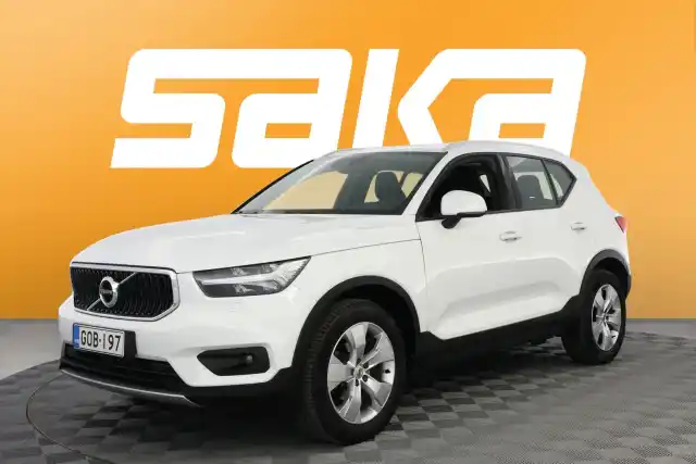 Valkoinen Maastoauto, Volvo XC40 – GOB-197