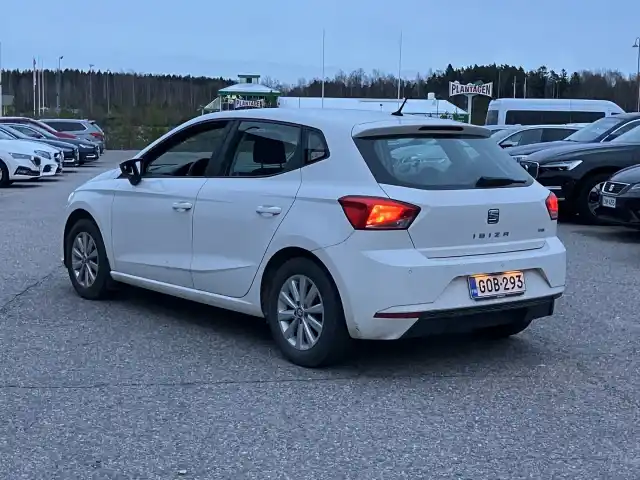 Valkoinen Viistoperä, Seat Ibiza – GOB-293