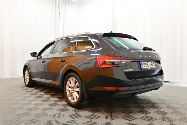 Musta Farmari, Skoda Superb – GOE-103