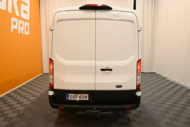 Valkoinen Pakettiauto, Ford Transit – GOF-608