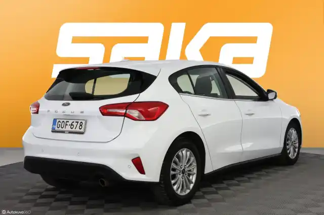 Valkoinen Viistoperä, Ford Focus – GOF-678