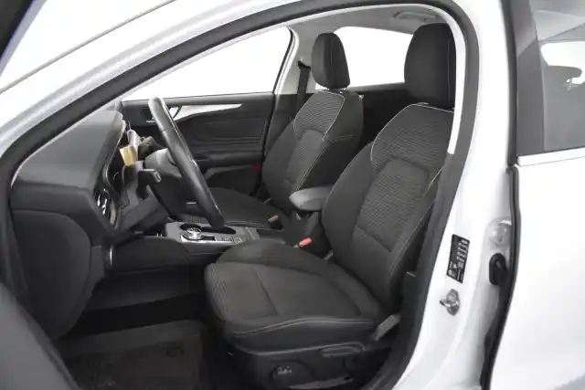 Valkoinen Viistoperä, Ford Focus – GOF-678