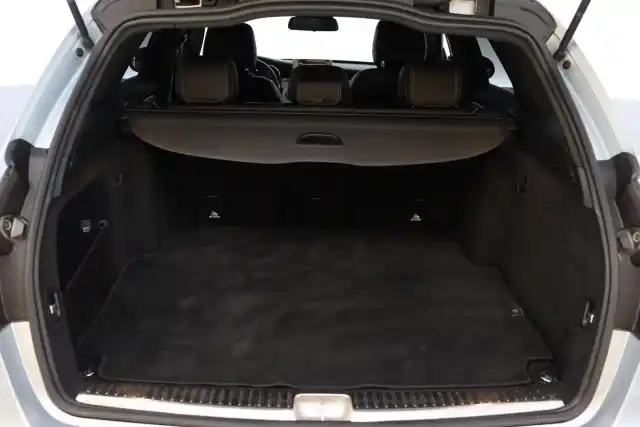 Hopea Farmari, Mercedes-Benz C – GOF-951