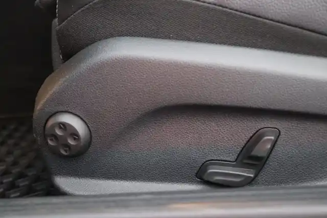 Hopea Farmari, Mercedes-Benz C – GOF-951