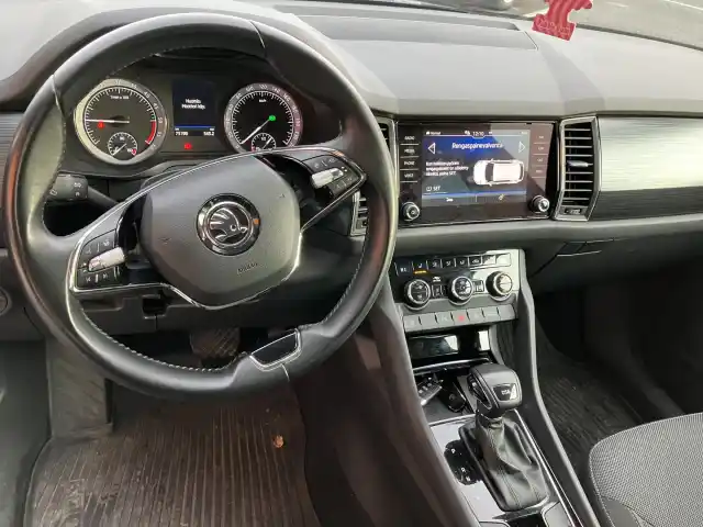 Sininen Maastoauto, Skoda Kodiaq – GOG-323