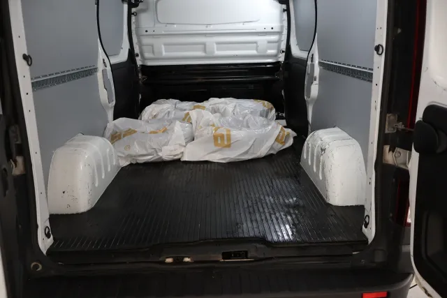 Valkoinen Pakettiauto, Renault Trafic – GOH-281