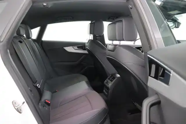 Valkoinen Viistoperä, Audi A5 – GOH-446