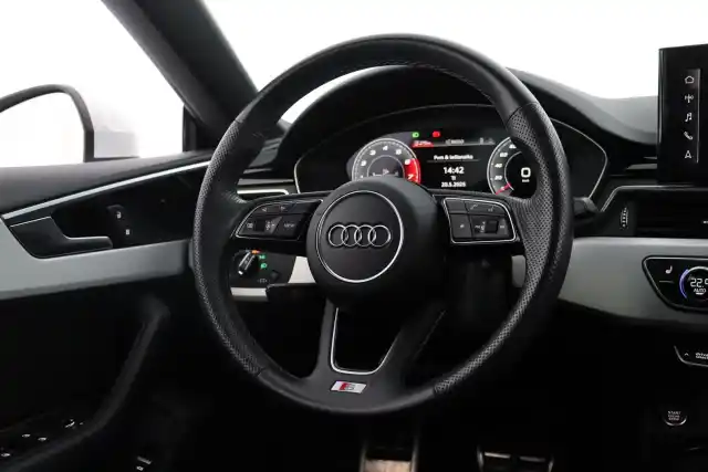 Valkoinen Viistoperä, Audi A5 – GOH-446