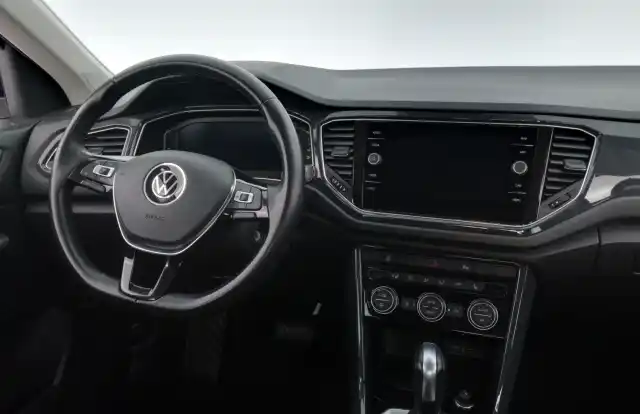 Sininen Maastoauto, Volkswagen T-Roc – GOH-551