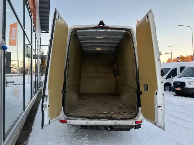 Valkoinen Kuorma-auto, Mercedes-Benz Sprinter – GOI-294