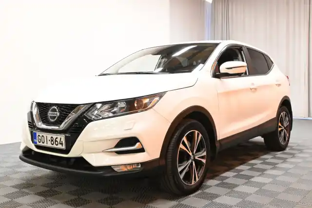 Valkoinen Maastoauto, Nissan Qashqai – GOI-864